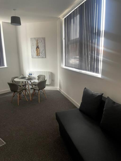 #6Bs 1 Bed Serviced Apartment Derby Extérieur photo