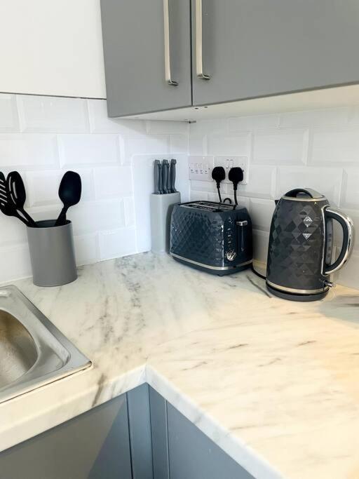 #6Bs 1 Bed Serviced Apartment Derby Extérieur photo